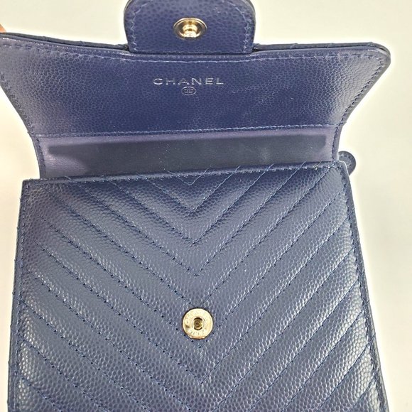 Authentic CHANEL Classic Navy Blue CaviarCompact Quilted Flap Chevron Wallet - Picture 10 of 14
